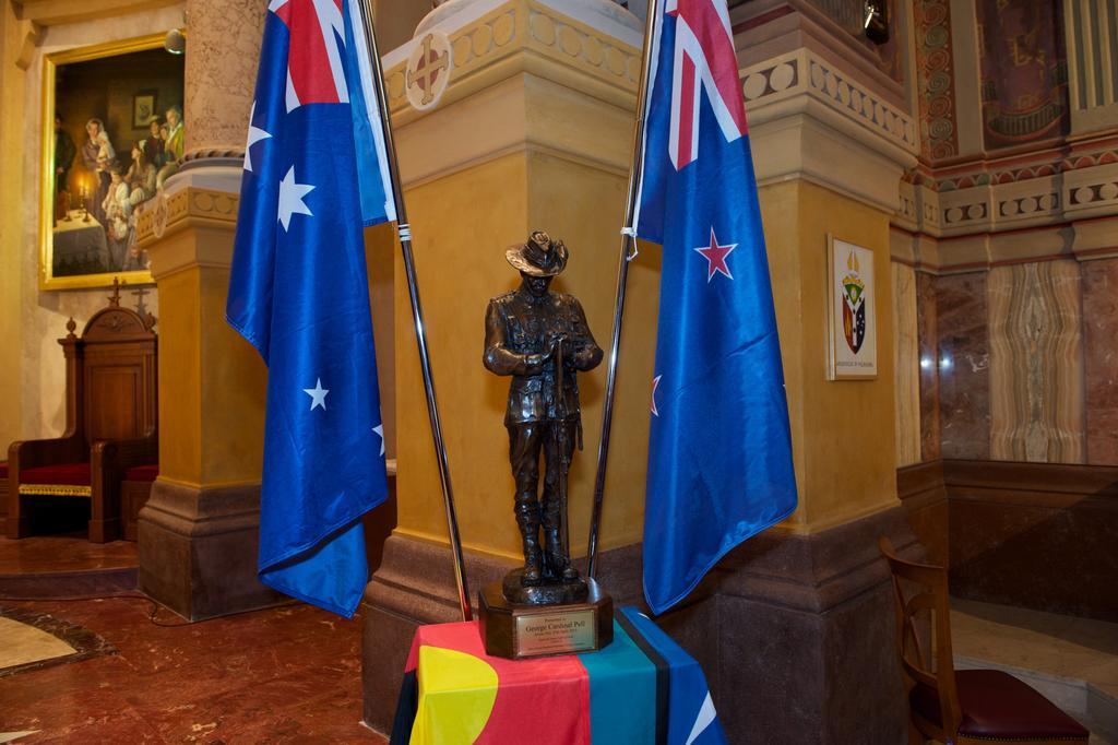 Domus Australia Hotel