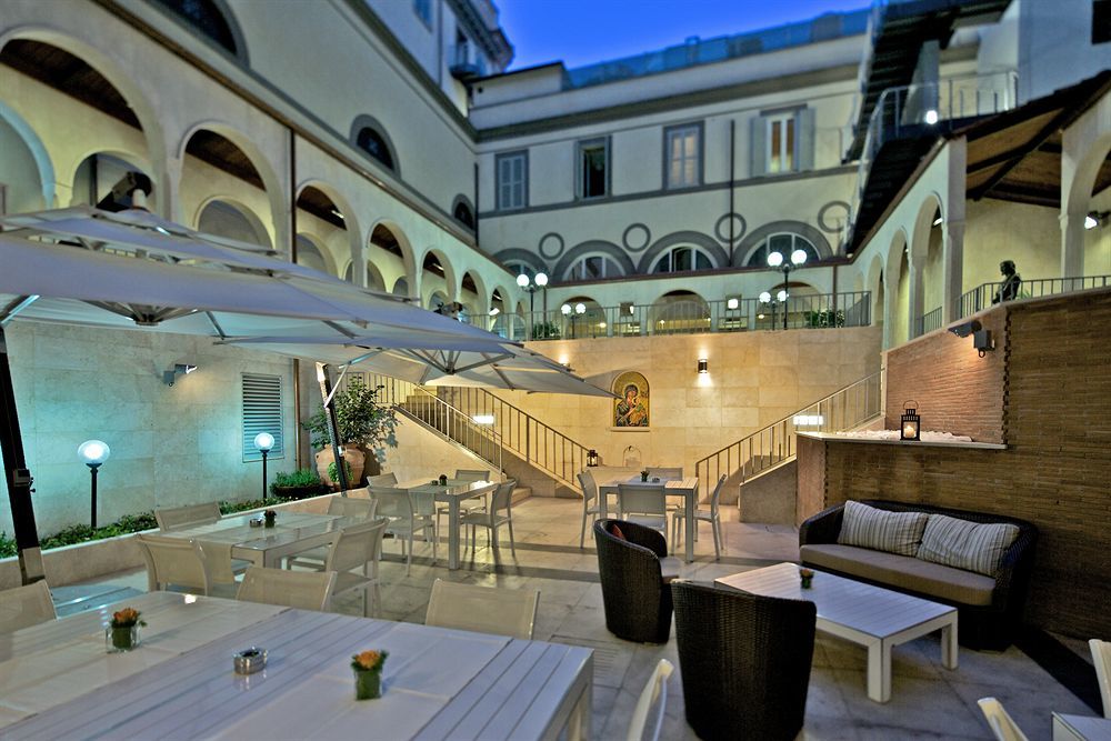 Domus Australia Hotel